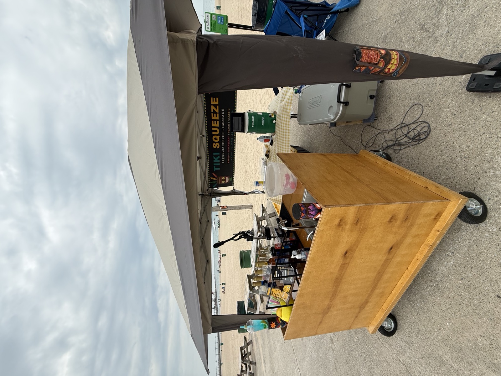 The Tiki Squeeze setup working a market